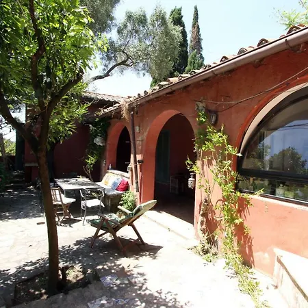 Writers' Country House Вилла *
