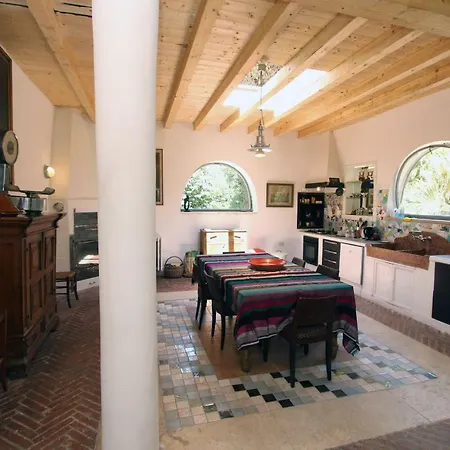 Writers' Country House Вилла *