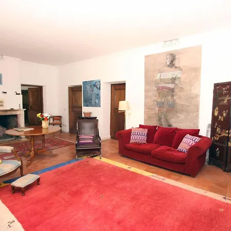 Writers' Country House Вилла Рим