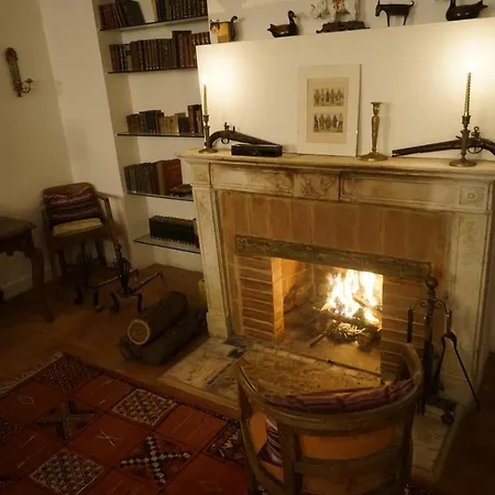 Villa Writers' Country House